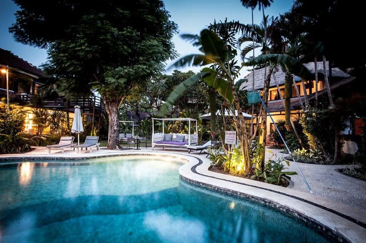 Pearl Boutique Hotel Adult Only Legian  4*, Legian (Bali)